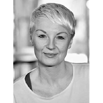 Anna Southgate - Age, Bio, Birthdate, Family, Networth & More