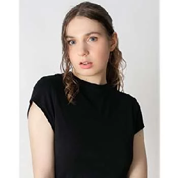 Annaliese Curry - Age, Bio, Birthdate, Family, Networth & More