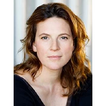 Anne Weinknecht - Age, Wiki, Birthdate, Bio, Networth, Family & More