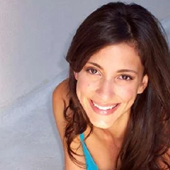 Annie Girard - Age, Bio, Birthdate, Family, Networth & More