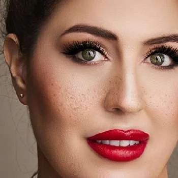 Annie Malee - Age, Bio, Birthdate, Family, Networth & More