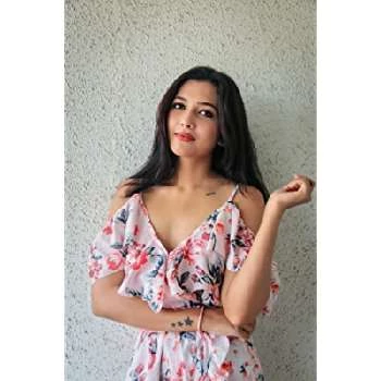 Anshula Dhawan - Age, Bio, Birthdate, Family, Networth & More