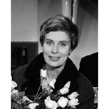 Antje Weisgerber Biography