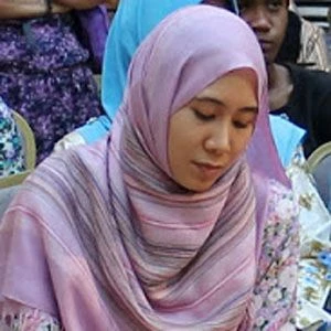 Nurul Izzah Anwar - Biography, Birthday, Family, Wki, Networth & More