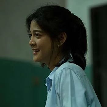 Apinya Sakuljaroensuk - Networth, Bio, Wiki, Family, Birthday, Networth & More