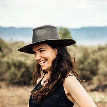 April Mullen - Age, Bio, Birthdate, Family, Networth & More