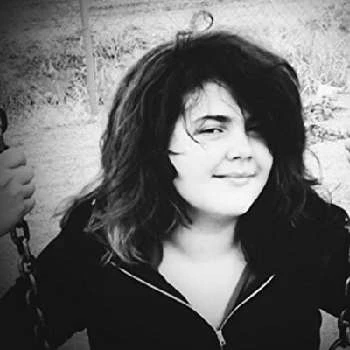 Ara Welch - Age, Bio, Birthdate, Family, Networth & More