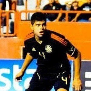 Néstor Araujo Biography