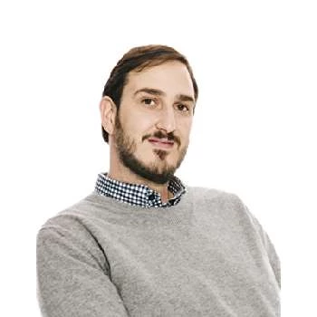 Ariel Elia - Age, Bio, Birthdate, Family, Networth & More