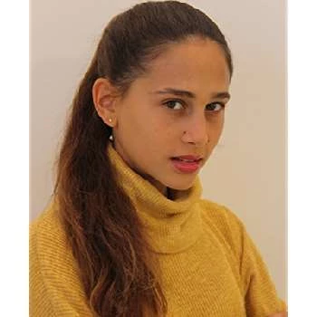 Ariel Schwartz - Age, Bio, Birthdate, Family, Networth & More