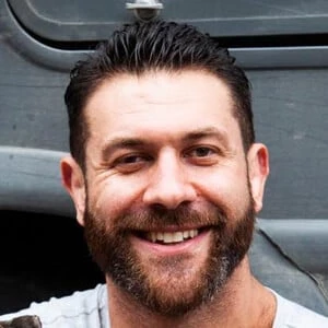 Lee Asher - Bio, Networth, Family, Age, Birthdate & More