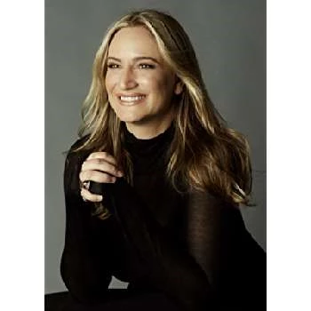 Ashley Avis Biography