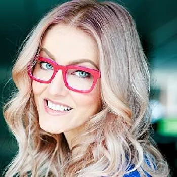 Ashley Esqueda - Family, Bio, Wiki, Dat of Birth, Networth & More