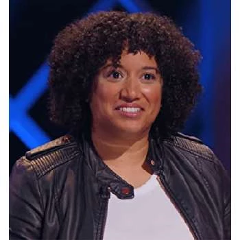 Ashley Johnson - Age, Bio, Birthdate, Family, Networth & More