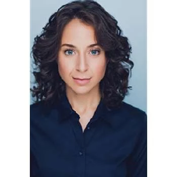 Ashley Morgan Bloom - Age, Bio, Birthdate, Family, Networth & More