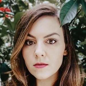 ashleybythedesert - Wiki, Bio, Birthdate, Networth, Family & More