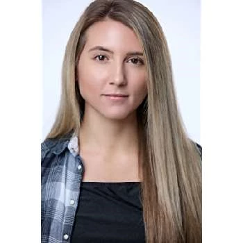 Ashlyn Alessi - Age, Bio, Birthdate, Family, Networth & More