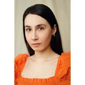 Athena Phos - Age, Bio, Birthdate, Family, Networth & More