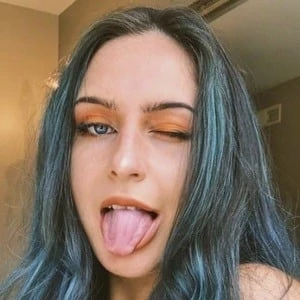 OuiMimi - Adderess, Bio, Birthdate, Family, Wiki & More