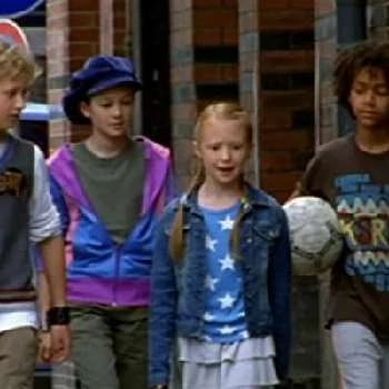 Aurelia Stern - Age, Bio, Birthdate, Family, Networth & More