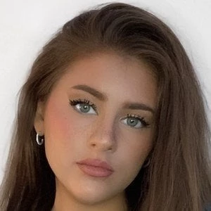 Sophia Aurora Biography