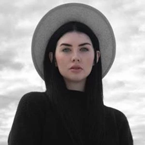 Rachel Aust Biography