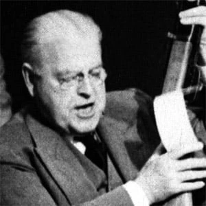 Warren Austin Biography