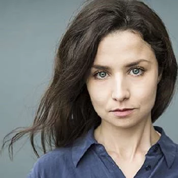 Ava Farrell - Age, Bio, Birthdate, Family, Networth & More