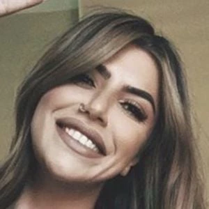 Mandi Awadis - Date Of Birth, Bio, Birthdate, Parents, Networth & More