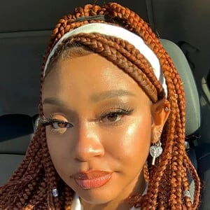 axaila - Wiki, Bio, Birthdate, Networth, Family & More