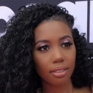 Kiki Ayers Biography