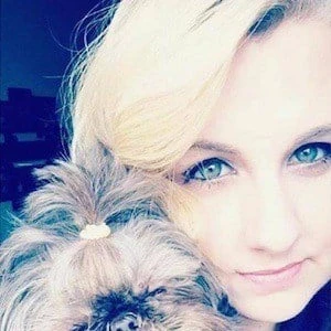 Az4angela - Birthday, Bio, Wiki, Family, Networth & More