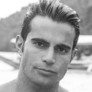 Sean Azari - Age, Height, Birthdate, Bio, Family, Networth & More