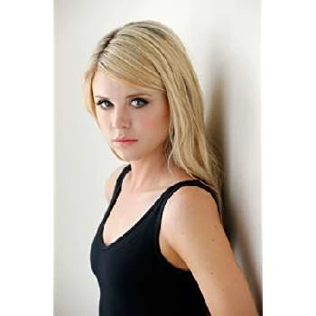 Bailey De Young - Networth, Bio,Birthdate, Family, Wiki & More