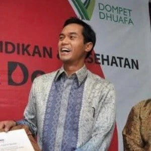 Anindya Bakrie Biography