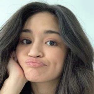 Uriel Baldesco - Birthplace, Bio, Wiki, Birthday, Family, Networth & More