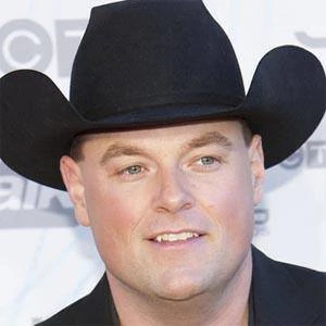 Gord Bamford - Income, Birthday, Family, Bio, Networth & More