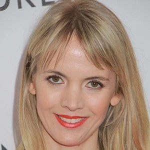 Sophia Banks - Family, Bio, Birthday, Family, Income & More