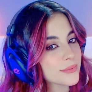 Estibaliz Banuet - Birthplace, Bio, Wiki, Birthday, Family, Networth & More