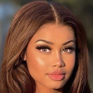 Jessy-Melissa Bara Biography