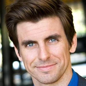 Cooper Barnes Biography