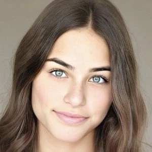 Lara Baron - Family, Bio, Birthdate,Age, Networth , Wiki& More