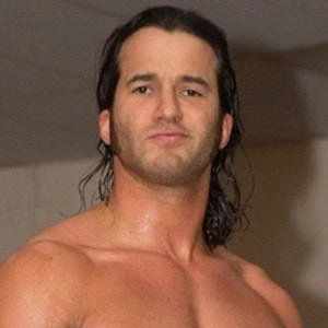 Trent Barreta Biography