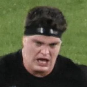 Scott Barrett Biography