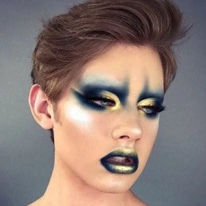 Trevor Barrett - Parents, Networth, Bio, Birthdate, Family Wiki & More