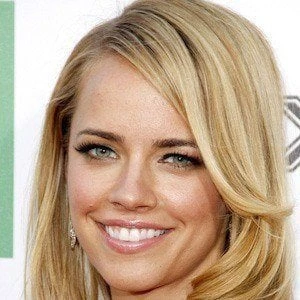 Jessica Barth Biography