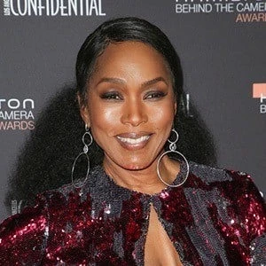 Angela Bassett Biography