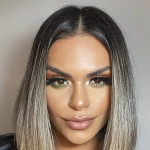 Stephany Bastos Biography