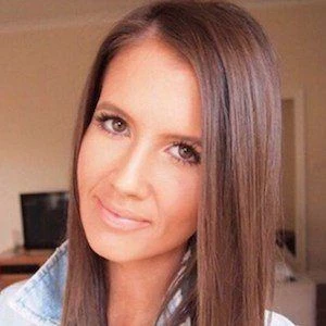 Erin Bateman Biography