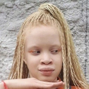 Lara Bawar - Biography, Birthdate, Family, Networth & More